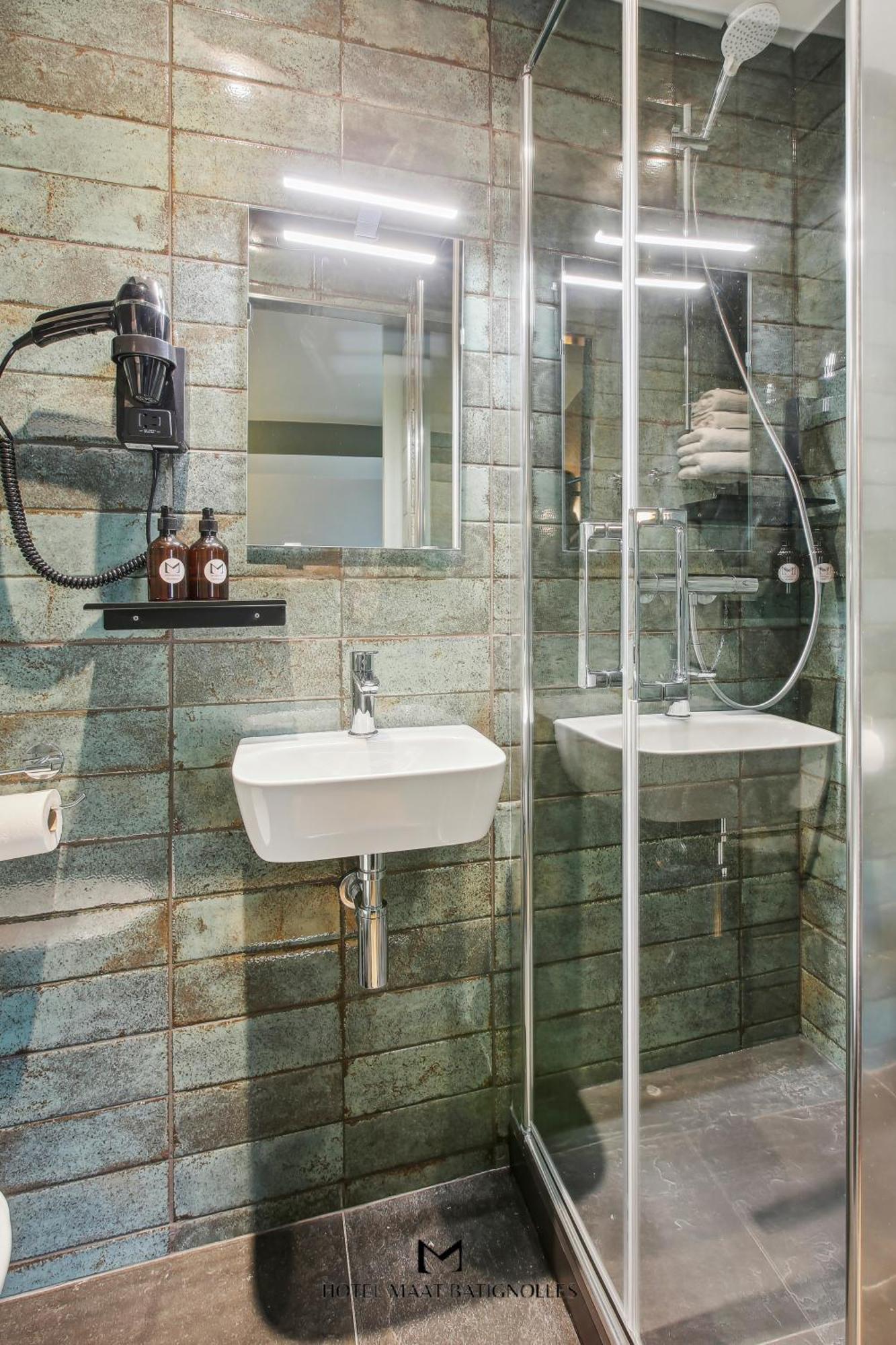 Hotel Maat Batignolles Paris Ngoại thất bức ảnh