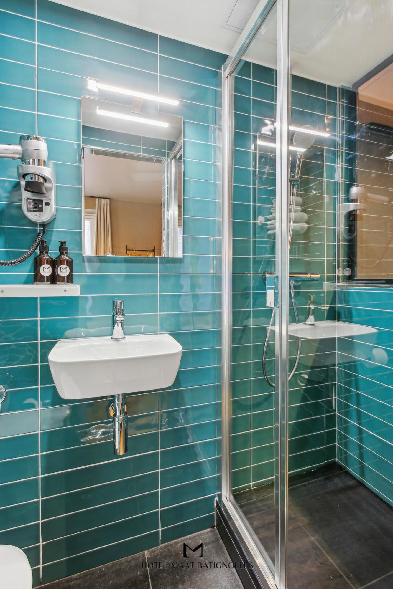 Hotel Maat Batignolles Paris Ngoại thất bức ảnh